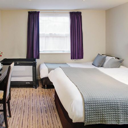 Premier Inn Huddersfield West Exteriér fotografie